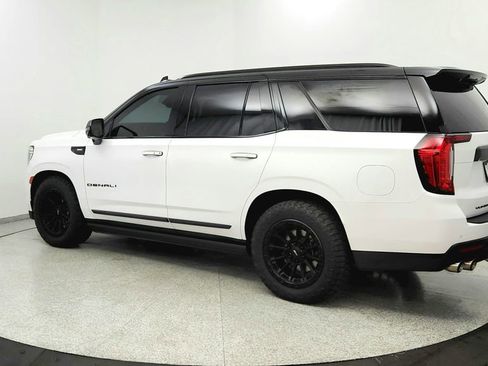 Used 2021 GMC Yukon Denali w/ Denali Ultimate Package image 3