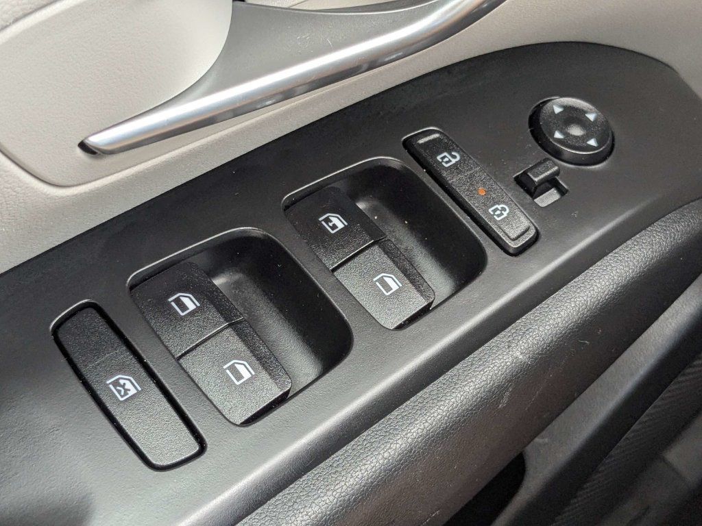 Certified 2024 Hyundai Tucson SE FWD image 30