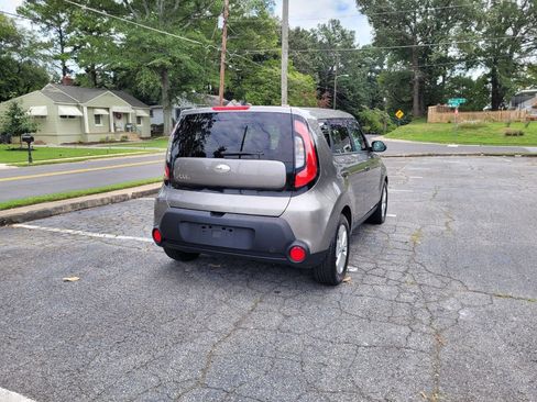 Used 2016 Kia Soul image 12