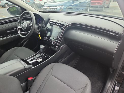 Used 2022 Hyundai Tucson SE w/ Cargo Package AWD/4WD image 18