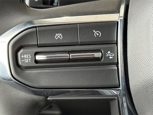 New 2025 GMC Canyon Elevation w/ Convenience Package image 27