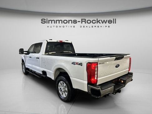 Used 2024 Ford F250 XLT image 7