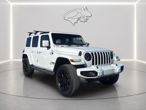 Used 2022 Jeep Wrangler Unlimited Sahara image 10