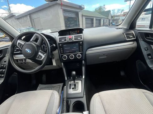 Used 2017 Subaru Forester 2.5i Premium AWD/4WD image 17