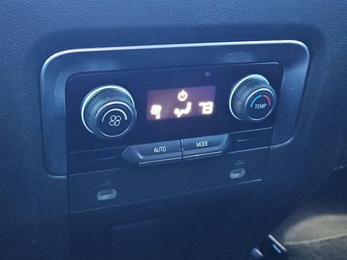 Used 2021 Chevrolet Tahoe RST image 24