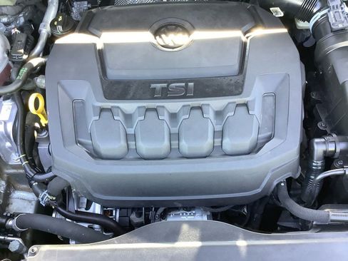 Used 2021 Volkswagen Tiguan SEL image 21