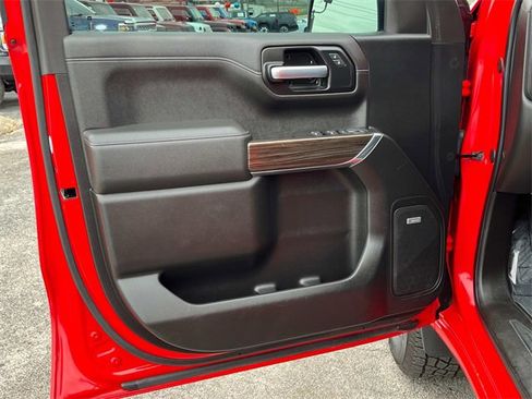 Used 2021 Chevrolet Silverado 1500 LT Trail Boss w/ Convenience Package II image 14