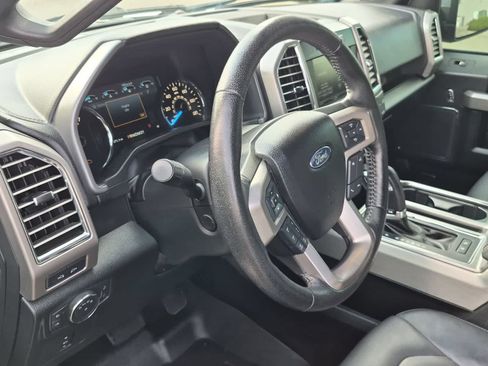 Used 2015 Ford F150 Platinum w/ Equipment Group 701A Luxury AWD/4WD image 10