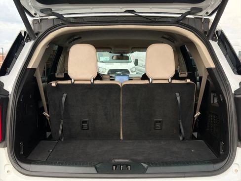 Used 2020 Ford Explorer XLT w/ Equipment Group 202A image 35