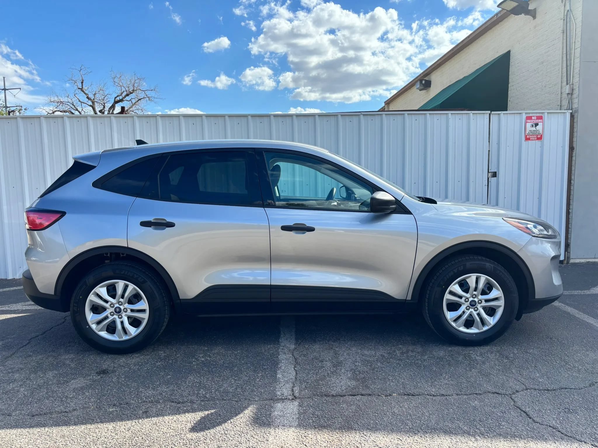 Used 2022 Ford Escape S AWD/4WD image 7