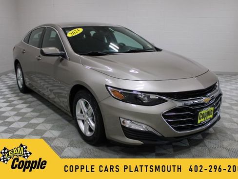 Used 2024 Chevrolet Malibu LS image 1