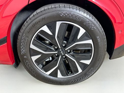 Used 2023 Kia EV6 GT-Line w/ GT-Line Suede Seat Package image 11