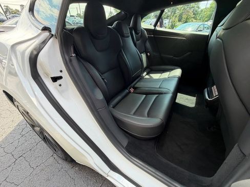 Used 2022 Tesla Model S Plaid AWD/4WD image 30