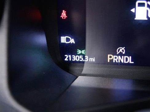 Used 2025 Ford Explorer ST-Line w/ ST-Line Street Pack image 27