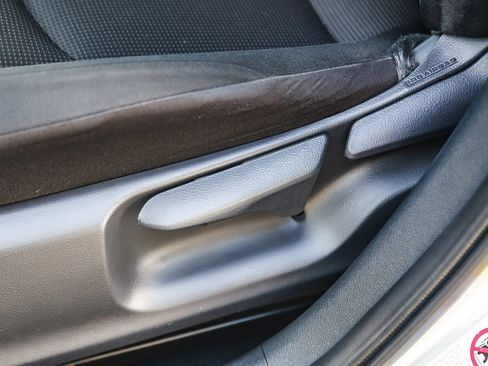 Certified 2020 Toyota Prius L Eco image 21