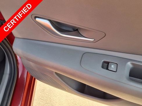 Certified 2024 Hyundai Elantra SEL image 25