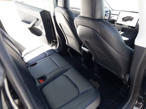 Used 2023 Tesla Model Y Performance AWD/4WD image 20