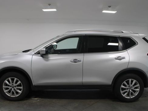 Used 2020 Nissan Rogue SV AWD/4WD image 6