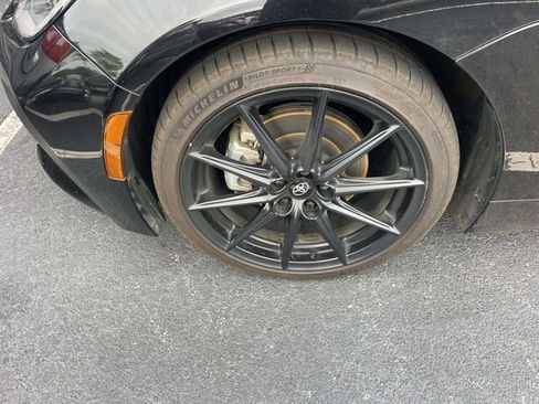 Used 2023 Toyota GR86 Premium w/ ALL Weather Mat Package (TMS) RWD image 7