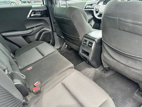 Used 2022 Mitsubishi Outlander ES AWD/4WD image 24