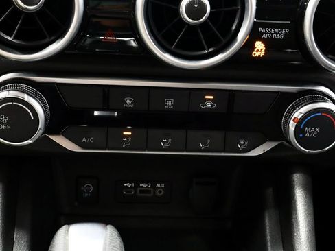 Certified 2024 Nissan Sentra SV FWD image 29