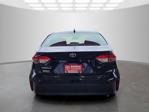 Used 2024 Toyota Corolla LE image 6