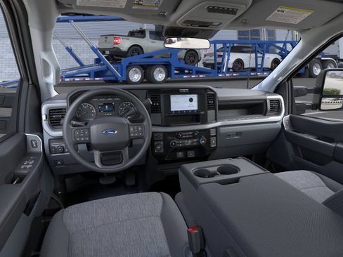 New 2026 Ford F250 XL w/ STX Appearance Package AWD/4WD image 9