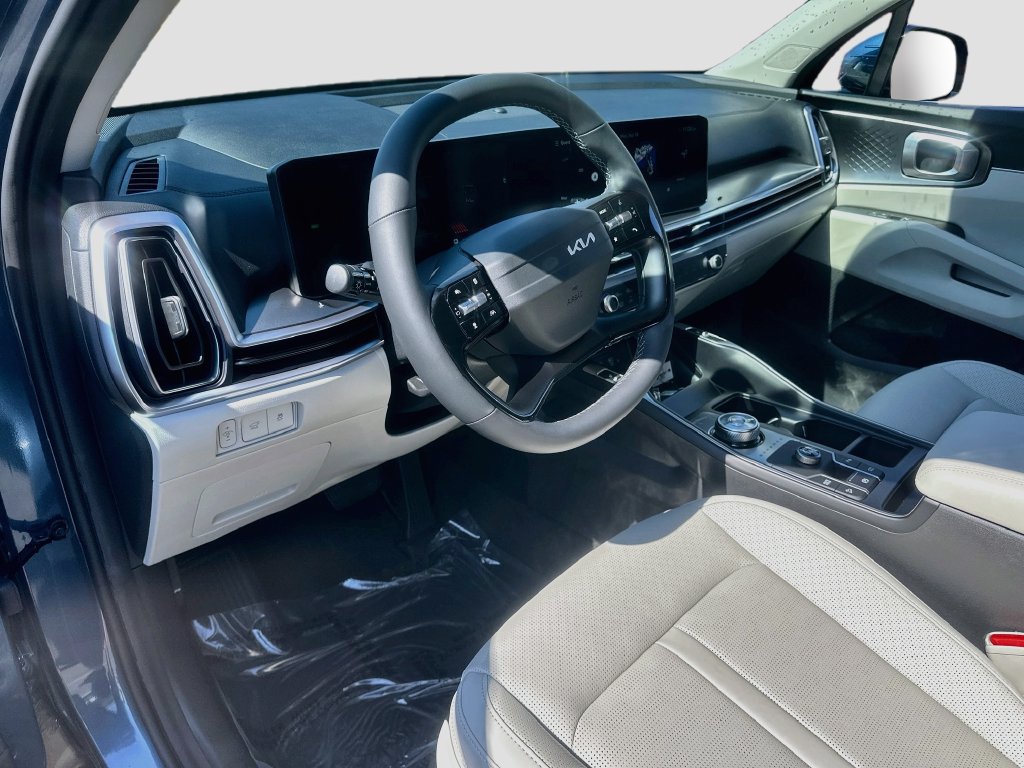New 2026 Kia Sorento EX FWD image 9