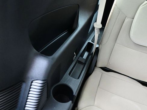 Certified 2022 Ford Explorer XLT w/ Class IV Trailer Tow Package image 33