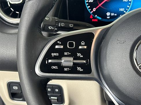 Certified 2022 Mercedes-Benz GLB 250 image 26