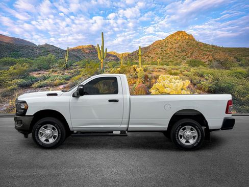 Used 2024 RAM 3500 Tradesman w/ Snow Chief Group AWD/4WD image 9