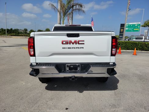 Used 2022 GMC Sierra 1500 Pro w/ Pro Value Package AWD/4WD image 6