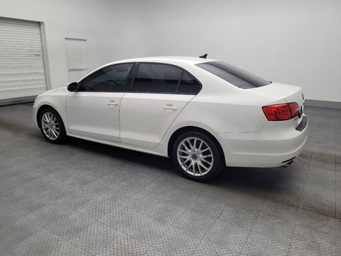 Used 2014 Volkswagen Jetta SE image 3