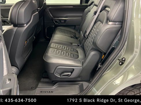 Used 2022 Rivian R1S Launch Edition image 21