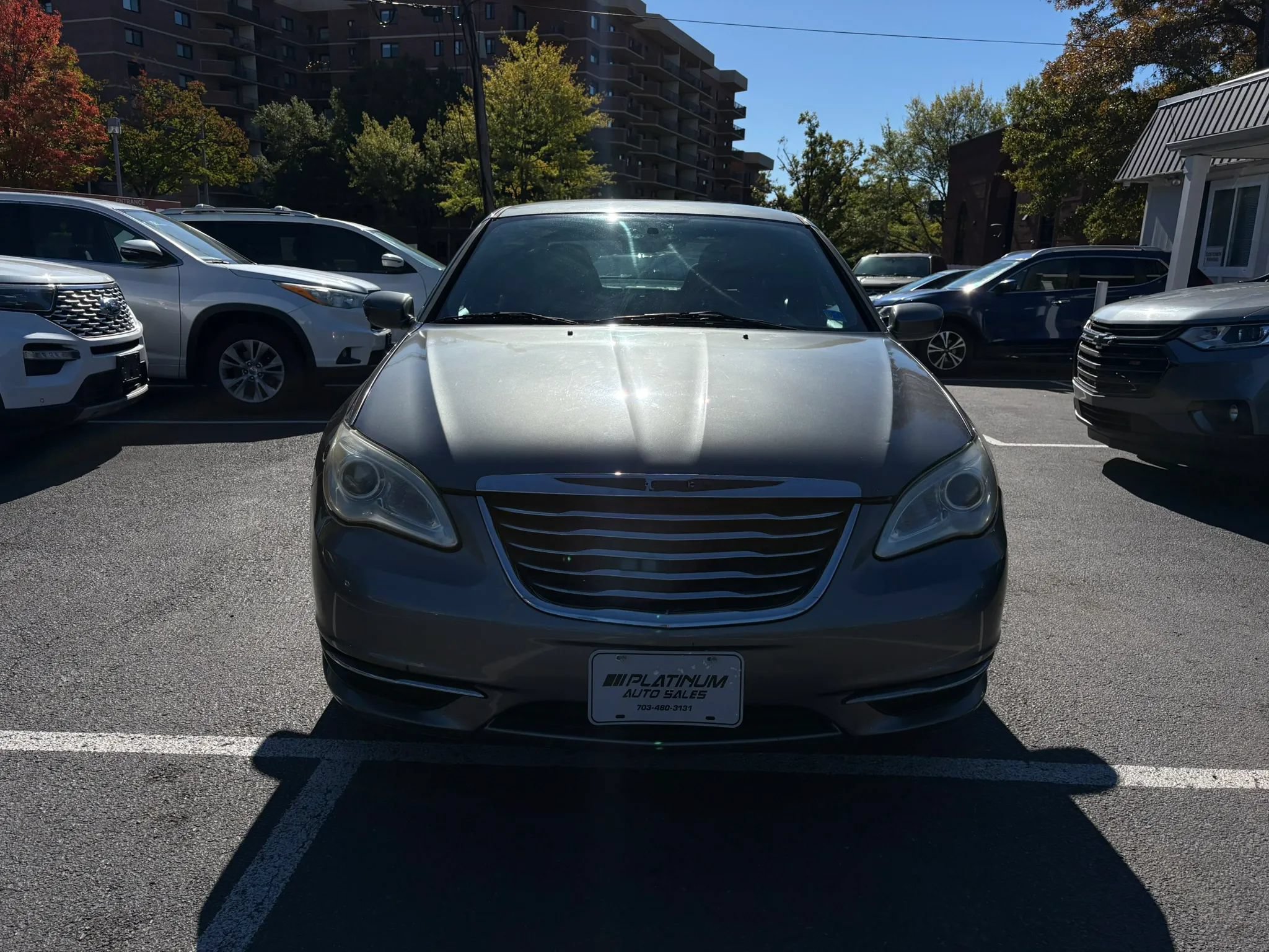 Used 2013 Chrysler 200 Touring FWD image 3