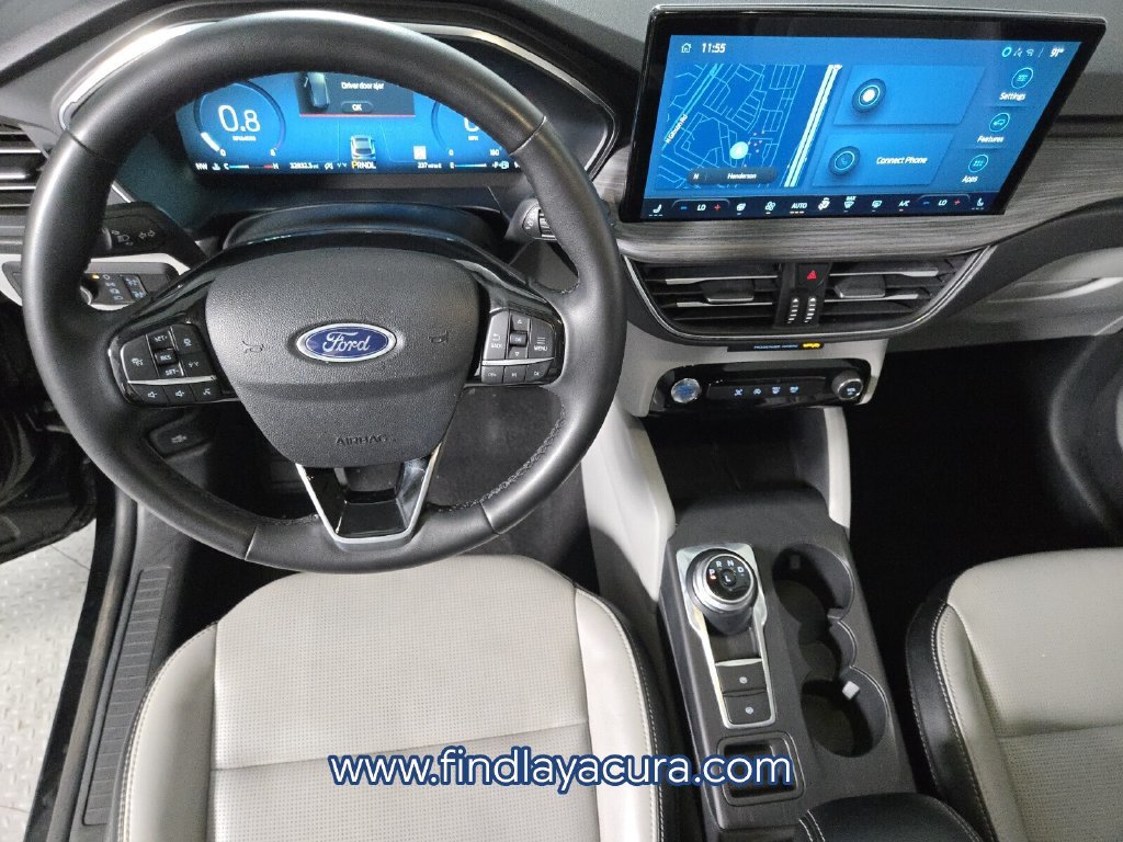 Used 2025 Ford Escape Platinum AWD/4WD image 17