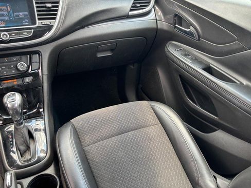 Used 2019 Buick Encore Preferred FWD image 17