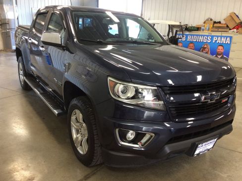 Used 2018 Chevrolet Colorado Z71 w/ Centennial Edition image 7