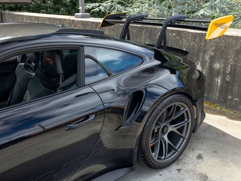 Used 2025 Porsche 911 GT3 RS image 20