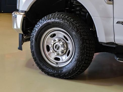 Used 2022 Ford F250 XL w/ Power Equipment Group image 55