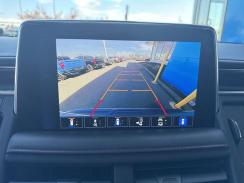 Used 2022 Chevrolet Tahoe RST w/ Luxury Package image 29