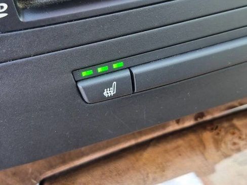 Used 2007 BMW 335i Convertible image 43