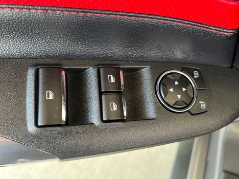 Used 2022 Ford Mustang GT Premium w/ Equipment Group 401A RWD image 40