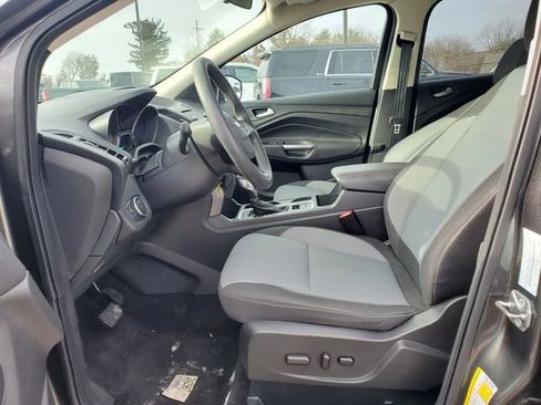 Used 2018 Ford Escape SE image 17