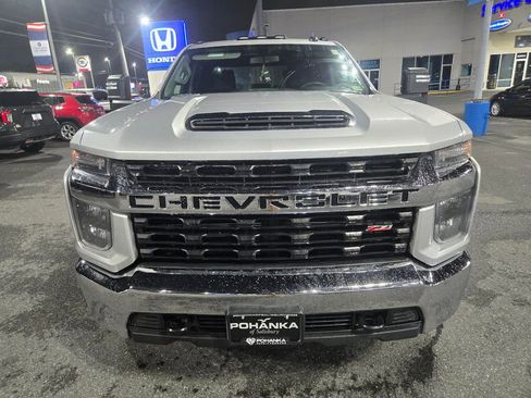 Used 2021 Chevrolet Silverado 2500 LT AWD/4WD image 2