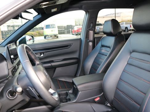 Used 2025 Honda CR-V Sport-L image 29