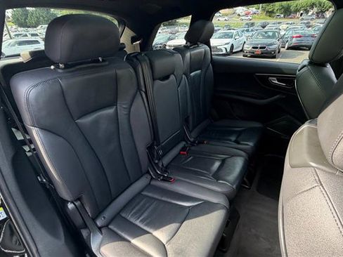 Used 2020 Audi Q7 3.0T Premium Plus AWD/4WD image 21