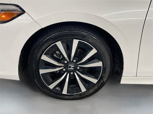 Used 2024 Honda Civic EX image 27