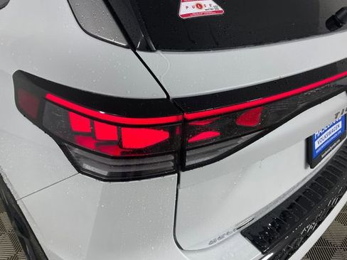 New 2026 Volkswagen Tiguan SEL R-Line AWD/4WD image 13