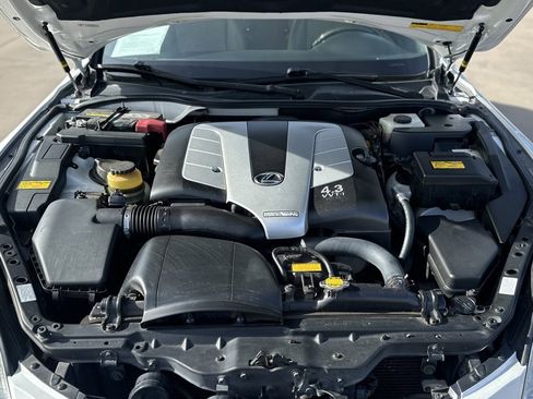 Used 2008 Lexus SC 430 Convertible image 8